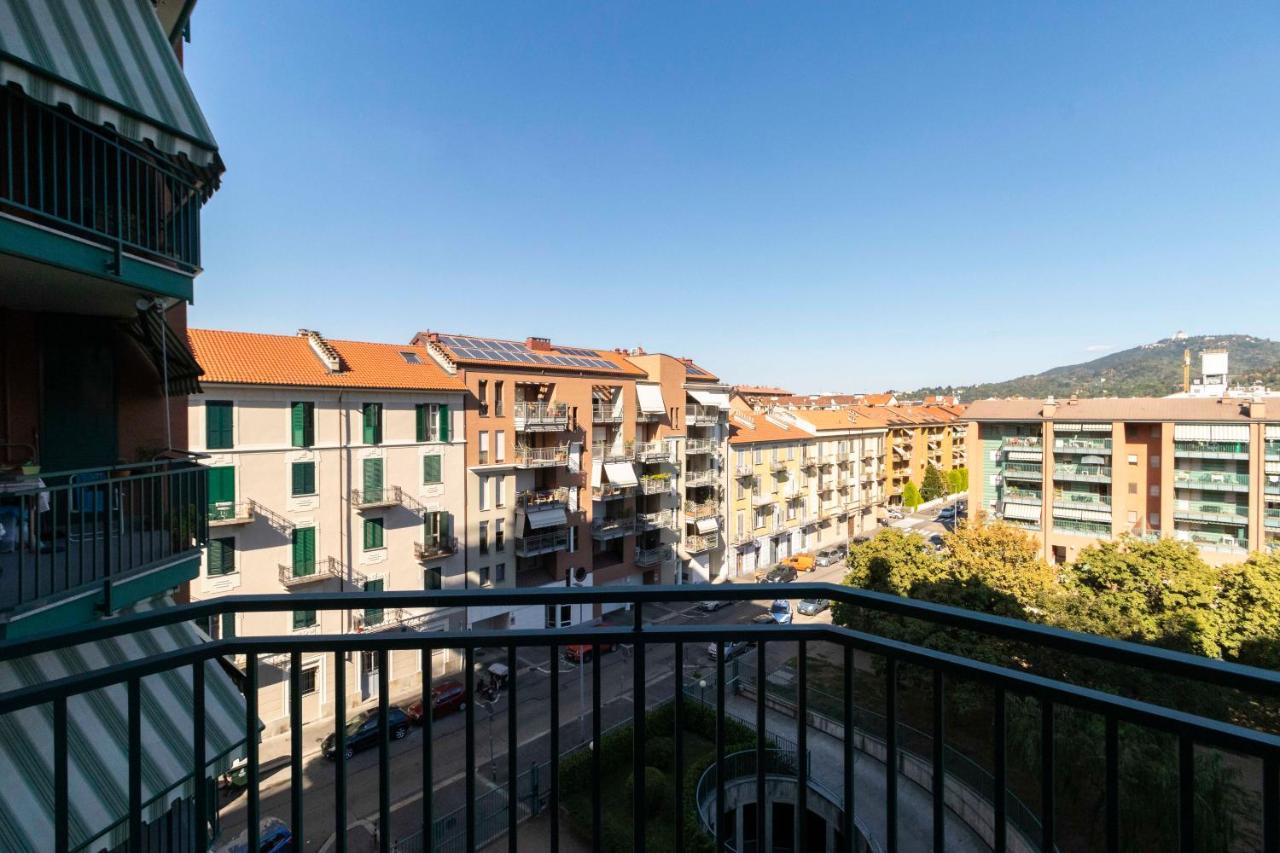 Cozy&Spacious Apt 2 Min Walk From The Tram Stop! Leilighet Torino Eksteriør bilde
