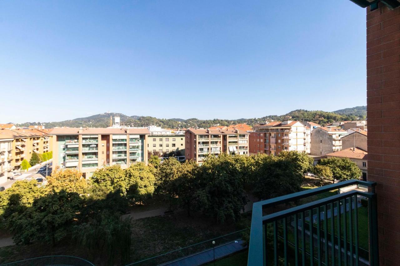 Cozy&Spacious Apt 2 Min Walk From The Tram Stop! Leilighet Torino Eksteriør bilde