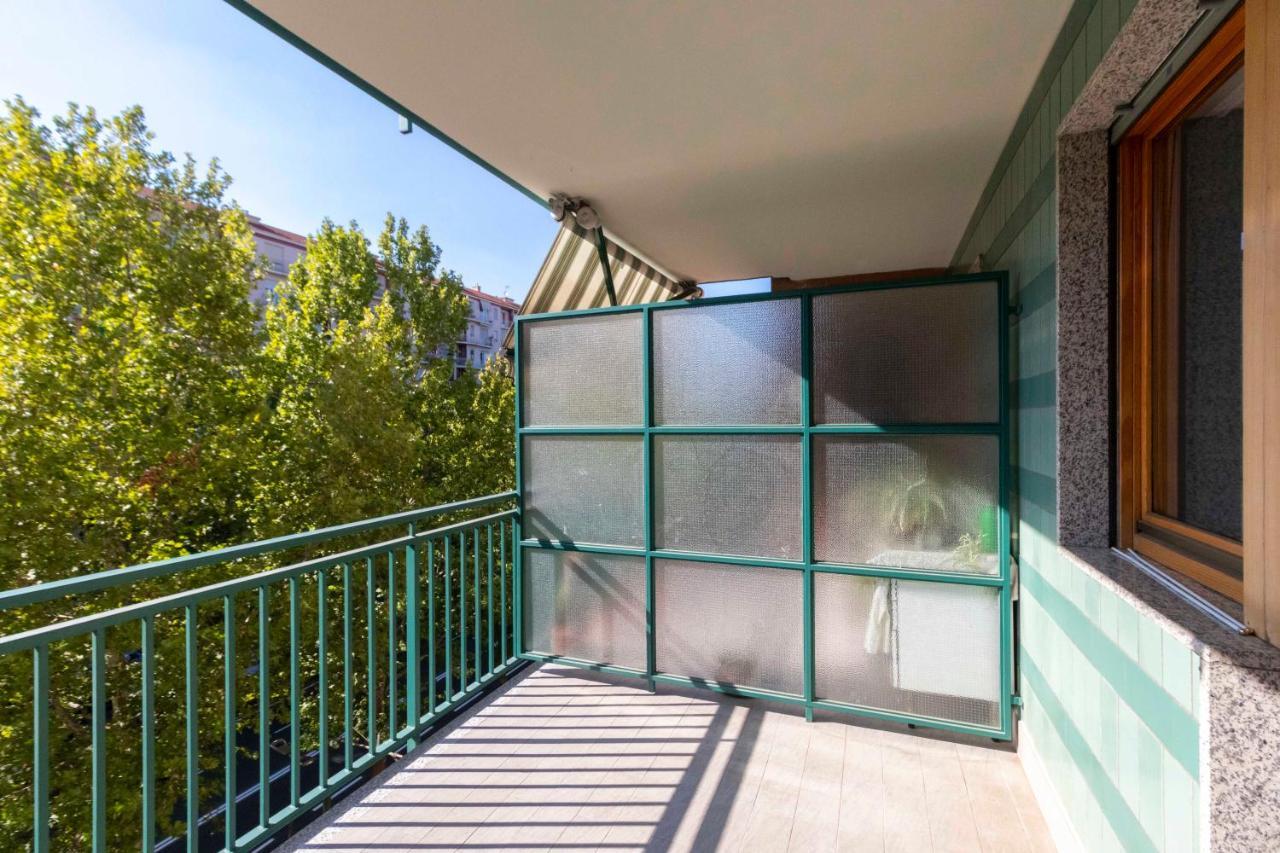 Cozy&Spacious Apt 2 Min Walk From The Tram Stop! Leilighet Torino Eksteriør bilde